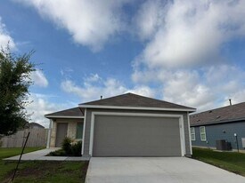 1402 Bertha Branch in San Antonio, TX - Building Photo