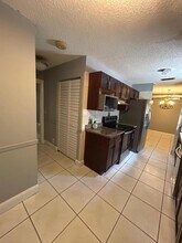 7250 San Castle Blvd in Lantana, FL - Building Photo - Building Photo