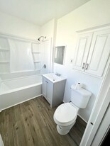 1297 E 6th St in Beaumont, CA - Building Photo