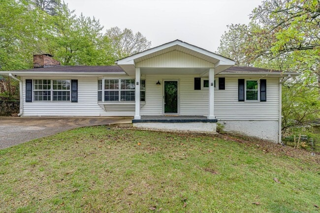 property at 3706 Altamira Dr
