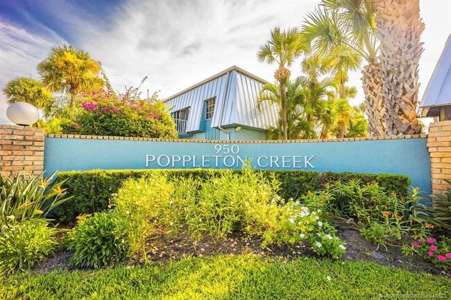 property at 950 S Kanner Hwy