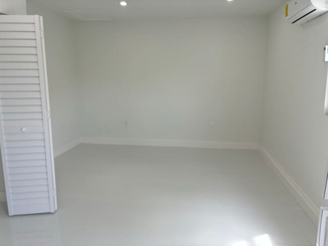 19531 NW 58th Ave in Hialeah, FL - Building Photo - Building Photo