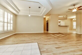 4806 Spring Side Dr in New Port Richey, FL - Building Photo - Building Photo