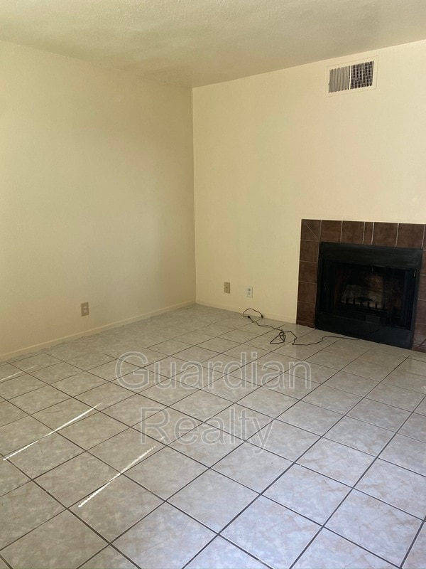 4312 Lynnann in Las Vegas, NV - Building Photo - Building Photo