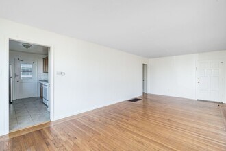 1572 Buena Vista Ave in Alameda, CA - Building Photo - Building Photo