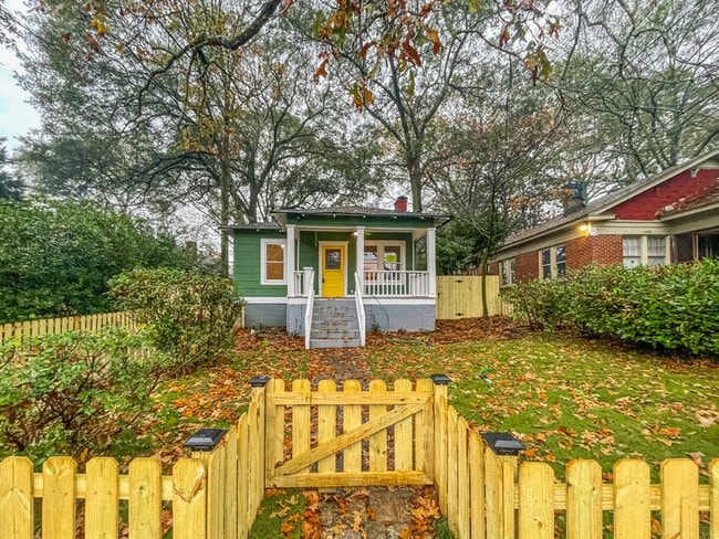 1401 McPherson Ave SE in Atlanta, GA - Building Photo - Building Photo