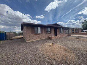 5056 E Evergreen Dr in Sierra Vista, AZ - Building Photo - Building Photo