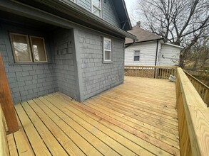 1025 Waverly Ave in Kansas City, KS - Building Photo - Building Photo