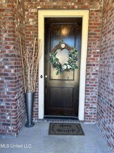 101 Cedar Green Cove in Canton, MS - Building Photo - Building Photo