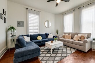 732 Lamar St in San Antonio, TX - Building Photo - Building Photo