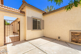 935 S Racine Ln in Gilbert, AZ - Building Photo - Building Photo