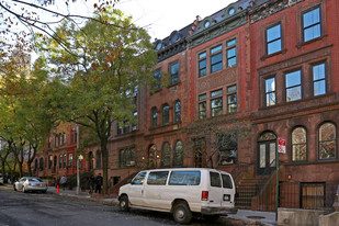 158 W 94th St Apartments