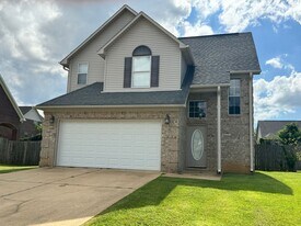 312 Hayat Loop in Oxford, MS - Building Photo