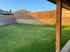 2105 Hill Crest Ct in Weatherford, TX - Building Photo - Building Photo