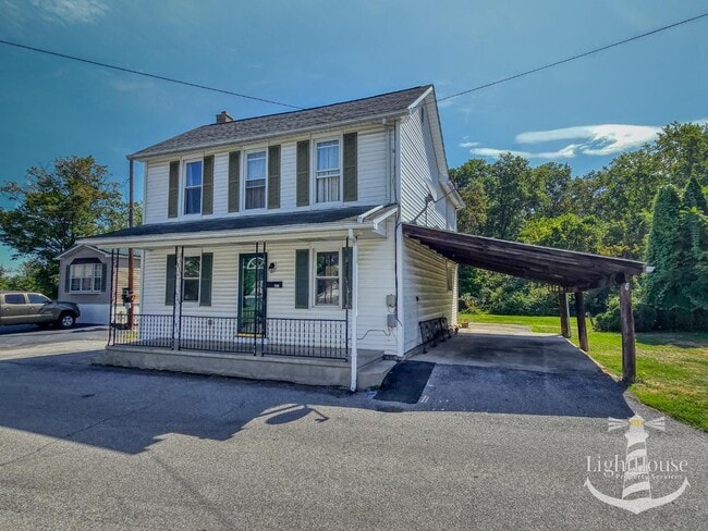 property at 225 Pickwick St