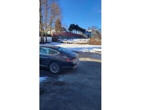 61 Lincoln Ave-Unit -2 in Saugus, MA - Foto de edificio - Building Photo