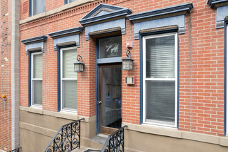 322 Grand St in Hoboken, NJ - Building Photo - Building Photo