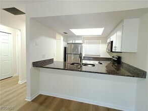 630-636 SE 13th Pl in Cape Coral, FL - Building Photo - Building Photo