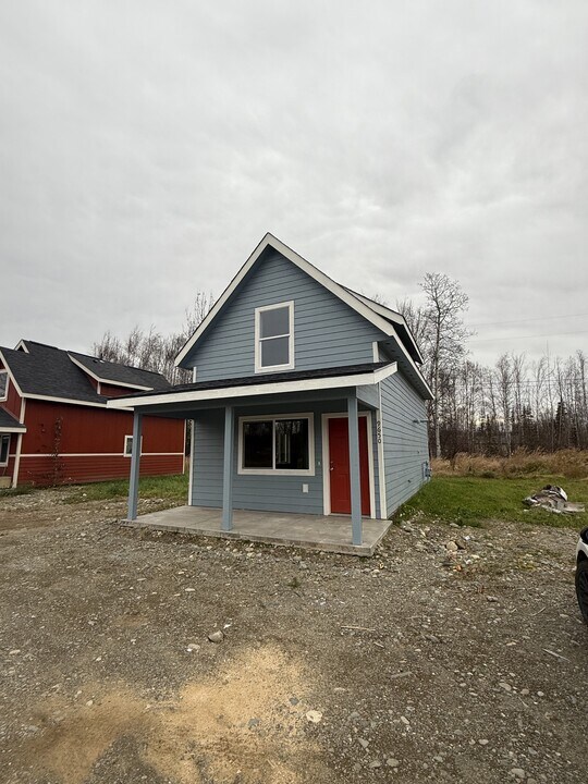9650 Herkimer Dr in Wasilla, AK - Building Photo