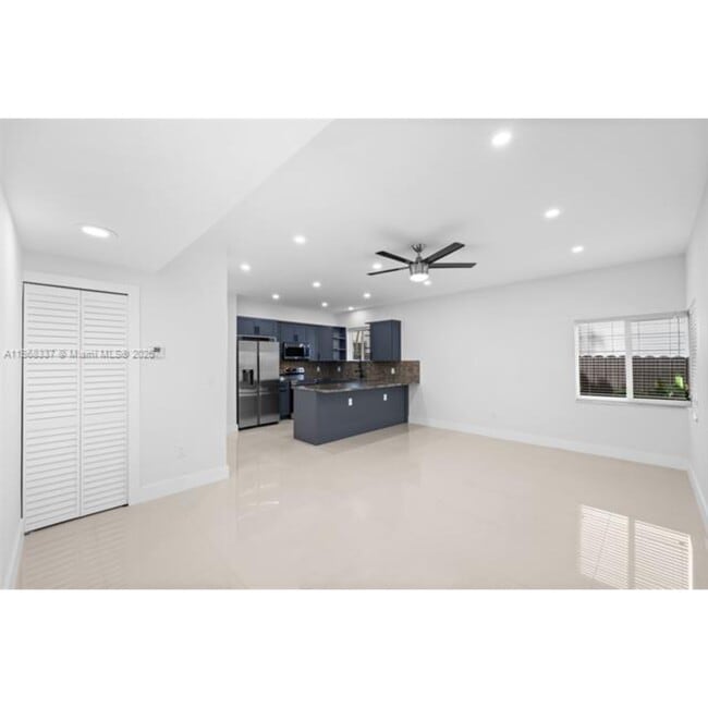 3143 Day Ave in Miami, FL - Building Photo - Building Photo