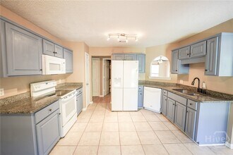 248 Silver Brook Cir in Pooler, GA - Building Photo - Building Photo