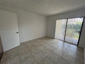 620 S Park Rd in Hollywood, FL - Building Photo - Building Photo