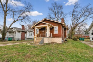 830 N 83rd St in East St. Louis, IL - Building Photo
