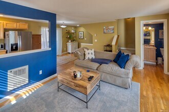 826 NW 62nd St in Seattle, WA - Building Photo - Building Photo