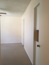 125 S Croft Ave in Los Angeles, CA - Foto de edificio - Building Photo