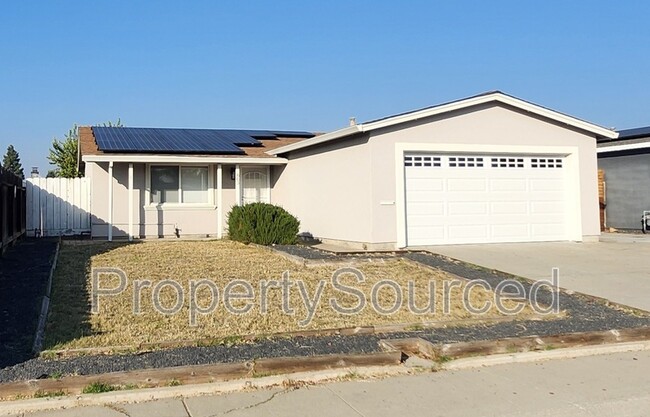 863 La Playa Ct in Manteca, CA - Building Photo - Building Photo