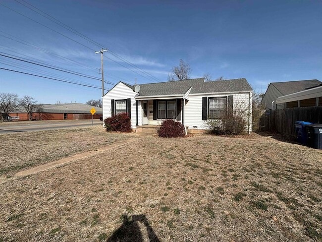 property at 2330 W Randolph Ave