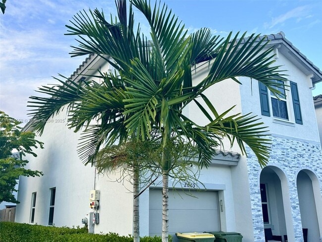 2605 SE 11th Ct in Homestead, FL - Building Photo - Building Photo