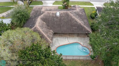 1245 Mystic Way in Wellington, FL - Building Photo - Building Photo
