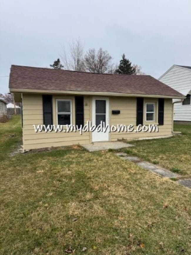 property at 2717 Clara Ave