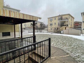 47 Brewster Ave in Yonkers, NY - Building Photo - Building Photo