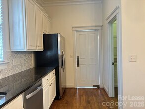 711 E 9th St in Charlotte, NC - Building Photo - Building Photo