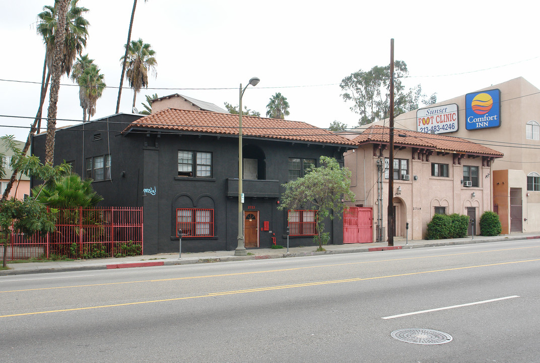 2719-2723 W Sunset Blvd in Silver Lake, CA - Building Photo