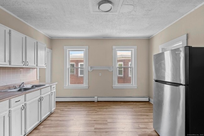 838 Capitol Ave in Hartford, CT - Building Photo - Building Photo