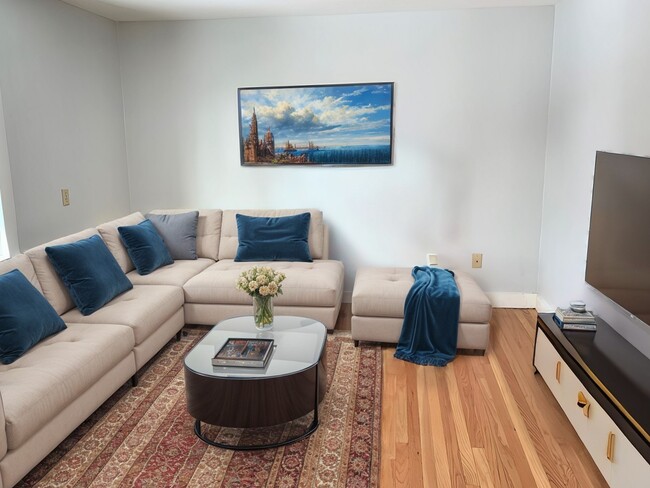 99 Waltham St, Unit 2