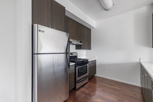 MV Lofts in Los Angeles, CA - Building Photo