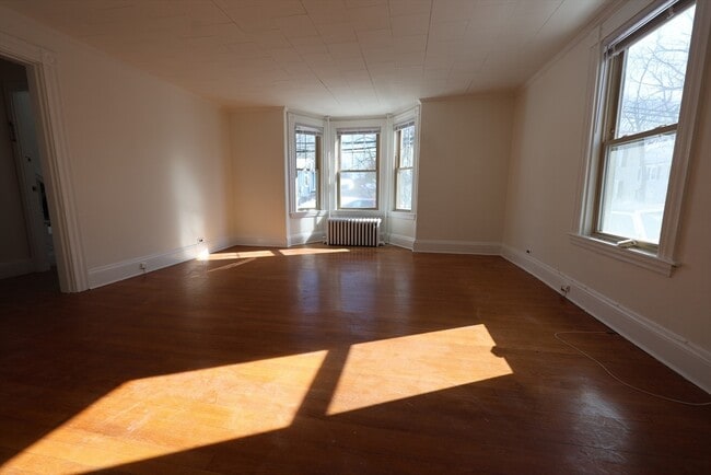 31 June St in Boston, MA - Building Photo - Building Photo