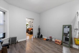 5026 S Blackstone Ave, Unit 101 in Chicago, IL - Building Photo - Building Photo