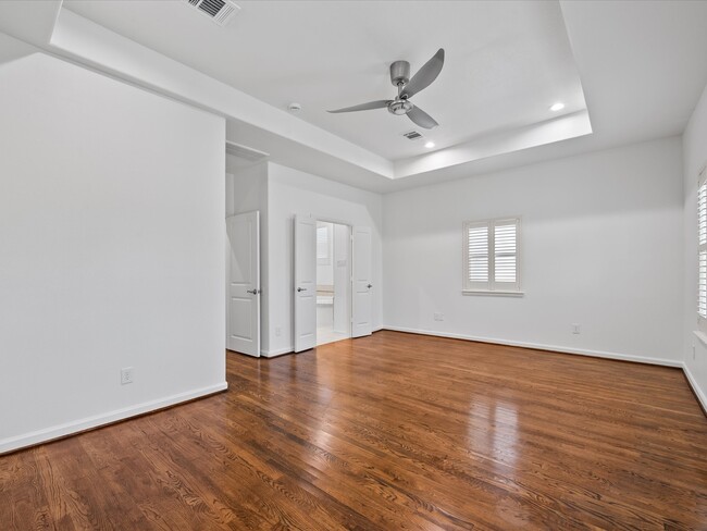 property at 588 Bomar St