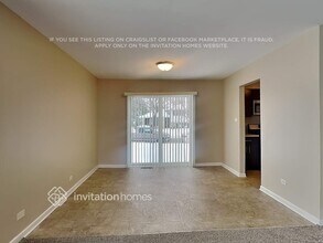 240 Hale St in Addison, IL - Building Photo - Building Photo