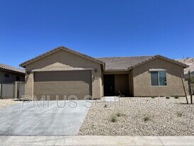 3263 Secret Pass Canyon Dr in Bullhead City, AZ - Building Photo