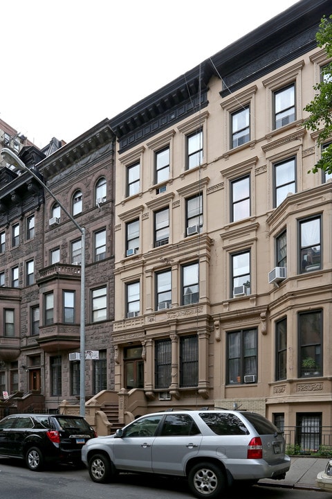 47 W 75th St in New York, NY - Foto de edificio