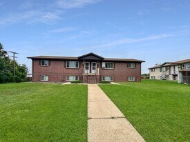 7509 Stuart St in Westminster, CO - Building Photo