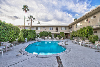 2388 N Sunrise Way in Palm Springs, CA - Building Photo - Other