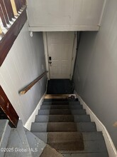541 Washington Ave in Albany, NY - Building Photo - Building Photo