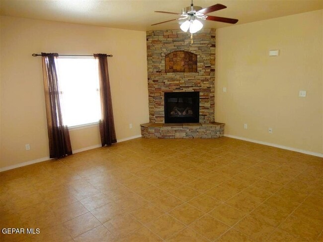 3276 Leah Point Ln in El Paso, TX - Building Photo - Building Photo